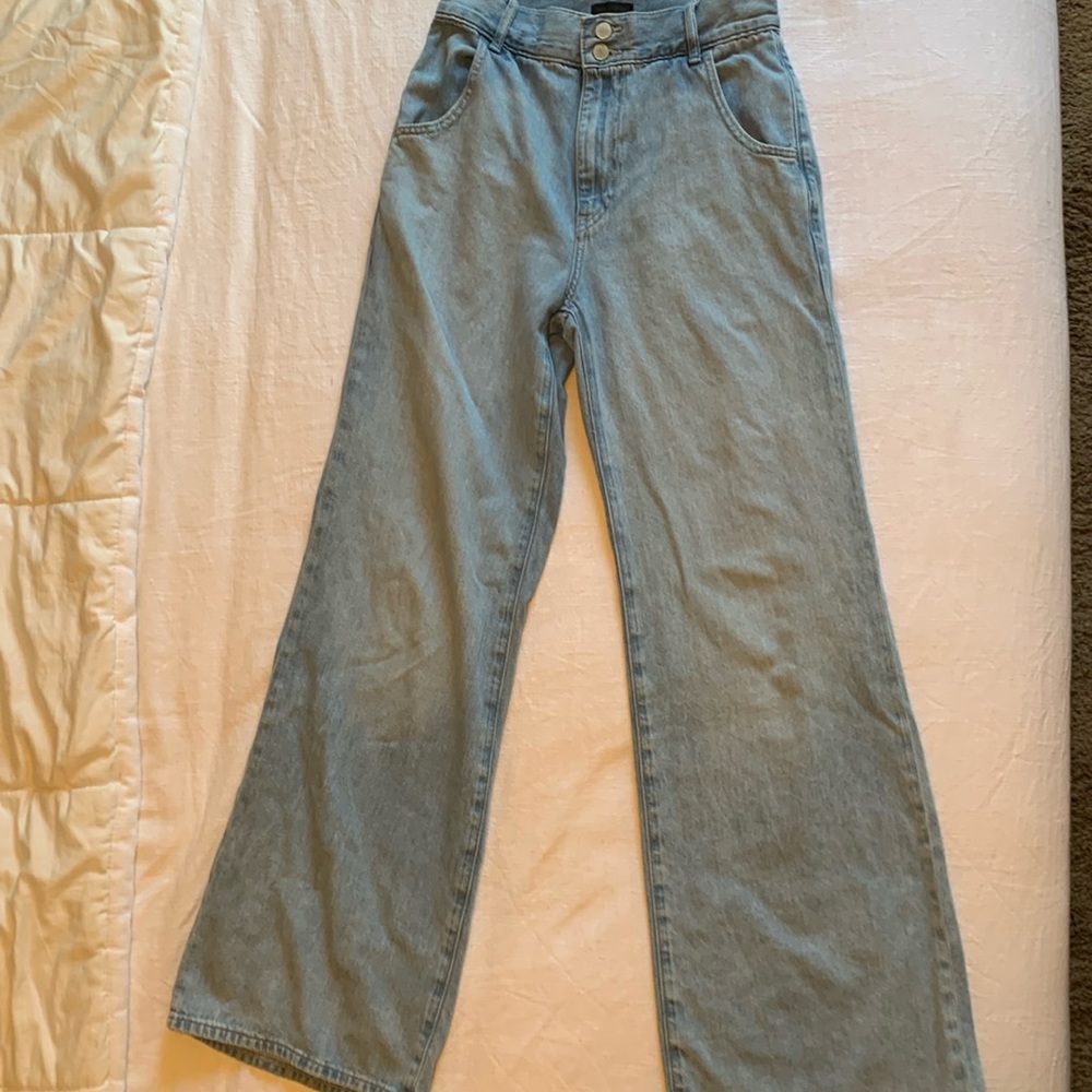 Uniqlo Wide Leg Flare Jeans, 27, Light Wash